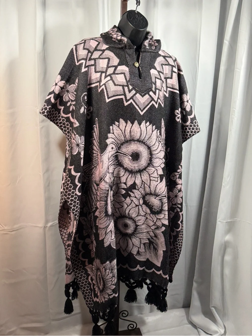 Hummingbird & Sunflower Hooded Poncho | One Size